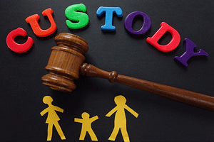 Proposed Law Aims to Split Custody Between Parents